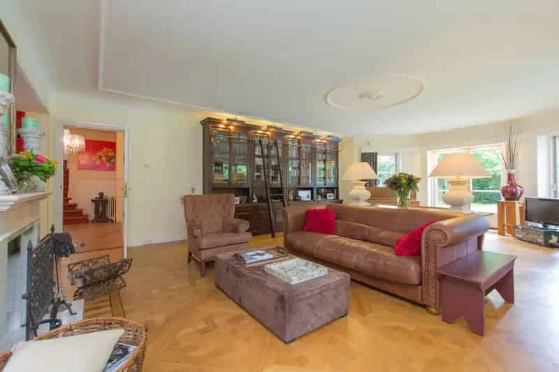 Luxe Villa Wassenaar 5 slaapkamers Zwembad