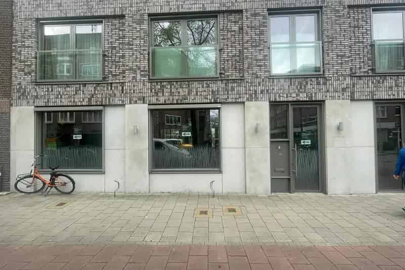 Winkel te huur Amsterdam Oud-Zuid 283m²