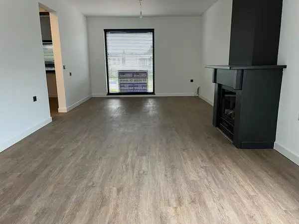 Te Huur Royale Bovenwoning Leende 100m2 Dakterras 80m2