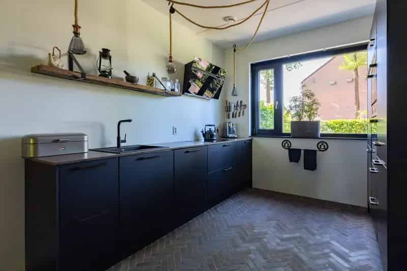 Moderne Middenwoning te Koop in De Enk Barneveld