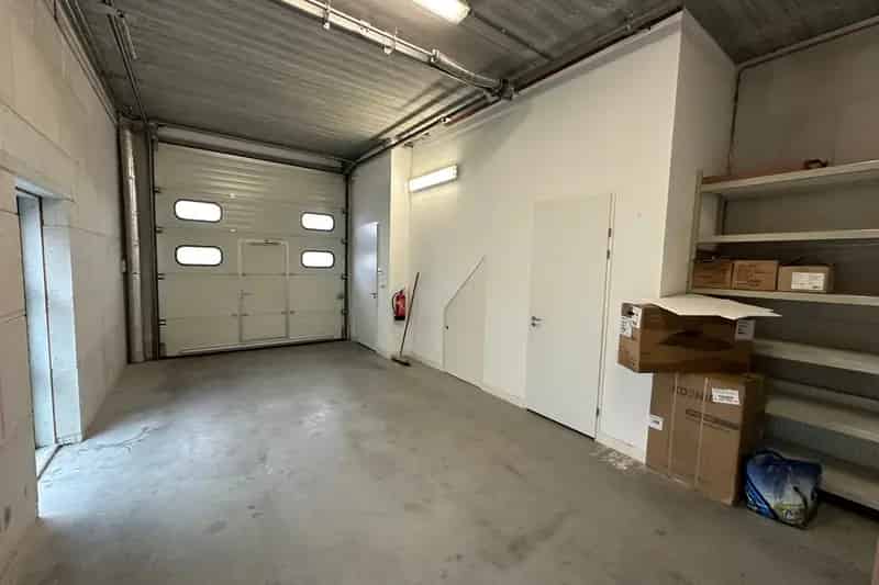 Bedrijfsruimte te Koop Alphen aan den Rijn 85m²