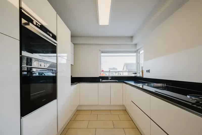 Ruime 4 Slaapkamers Eengezinswoning Vogelenzang