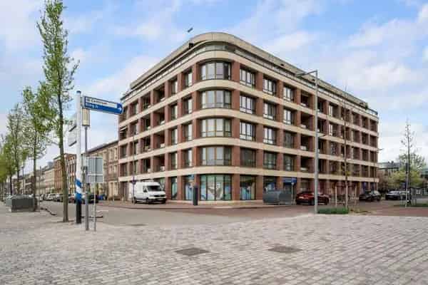3-kamer appartement Katendrecht 94m2  Uitzicht Maashaven Parkeerplaats