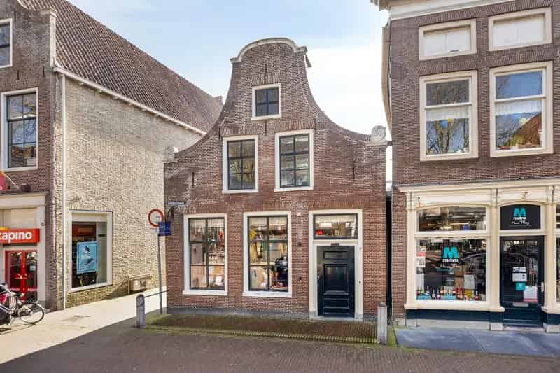 Winkelpand te Koop of te Huur Voorstraat 34 Harlingen