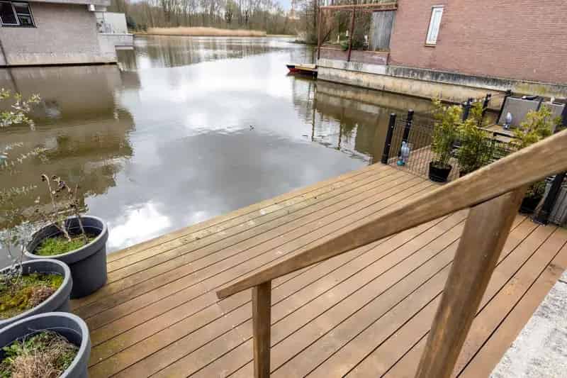 Luxe Tussenwoning Aan Het Water Capelle Aan Den IJssel