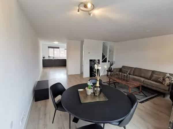 Appartement te huur Boomhazelaaroord Diemen 4 slaapkamers