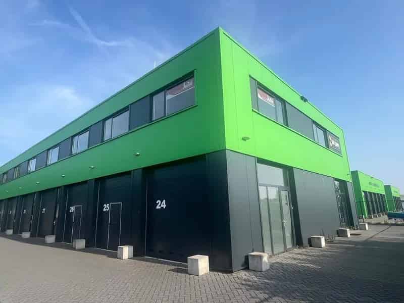 Bedrijfshal te Huur Tilburg 48m2 Instapklaar