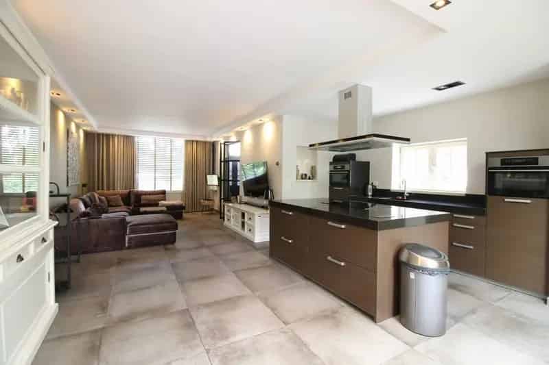 Vrijstaande woning Dubbeldam luxe gemeubileerd te huur