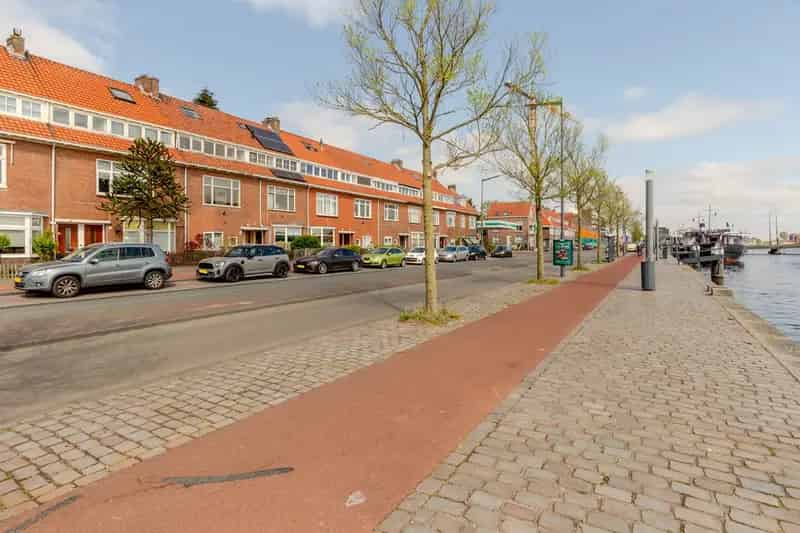 Appartement Haarlem: Ruim Bovenhuis met Spaarne Uitzicht