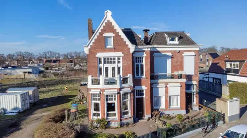 Gemeentelijk Monument Enschede 170m2 5 Slaapkamers Tuin Garage
