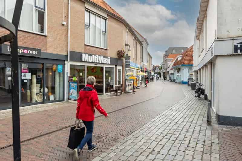 Winkelpand met Exploitatiemogelijkheid in Kernwinkelgebied Goes te Koop of te Huur