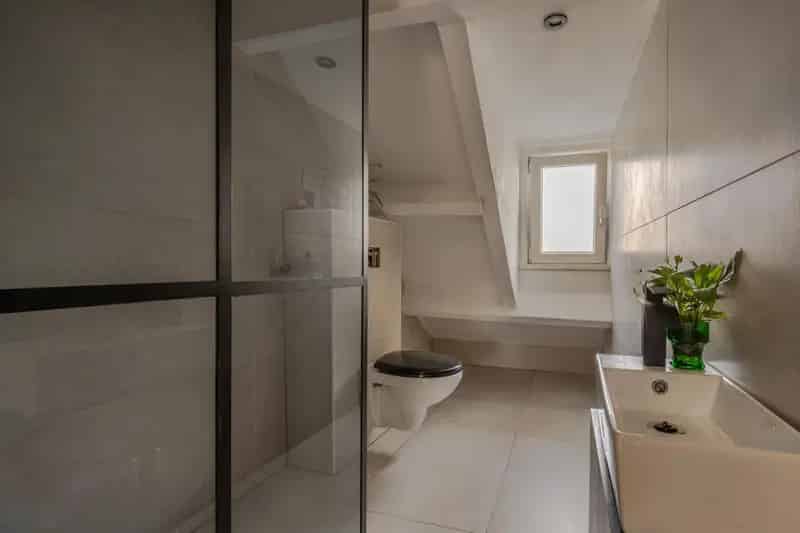 Appartement te koop Rotterdam Carnisse 2 slaapkamers gerenoveerd