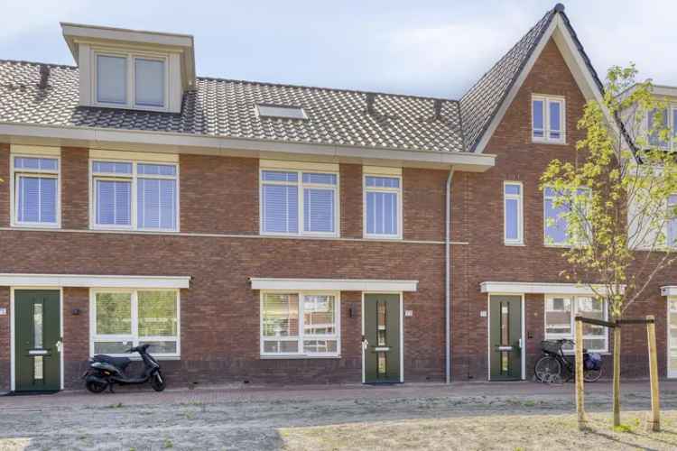 Lof Erasmusveld: Instapklare gezinswoning 5 slaapkamers A++++