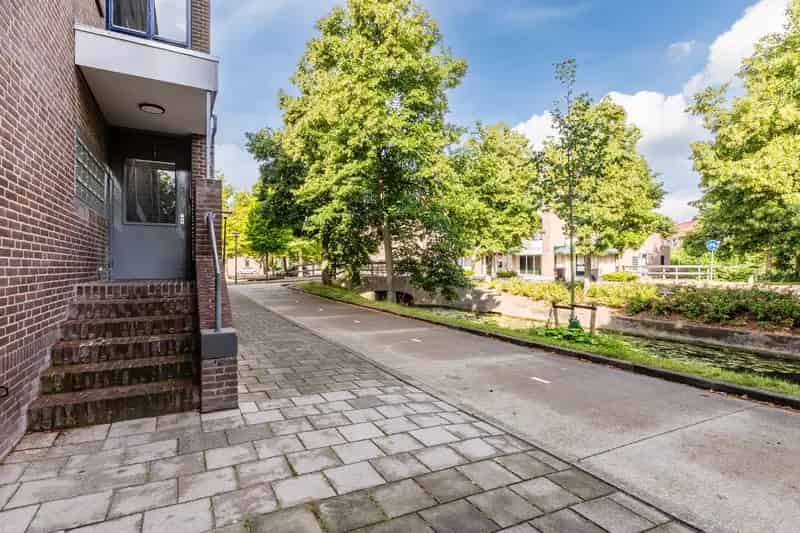 Tweekamerappartement Hoorn: Instapklaar met Dakterras
