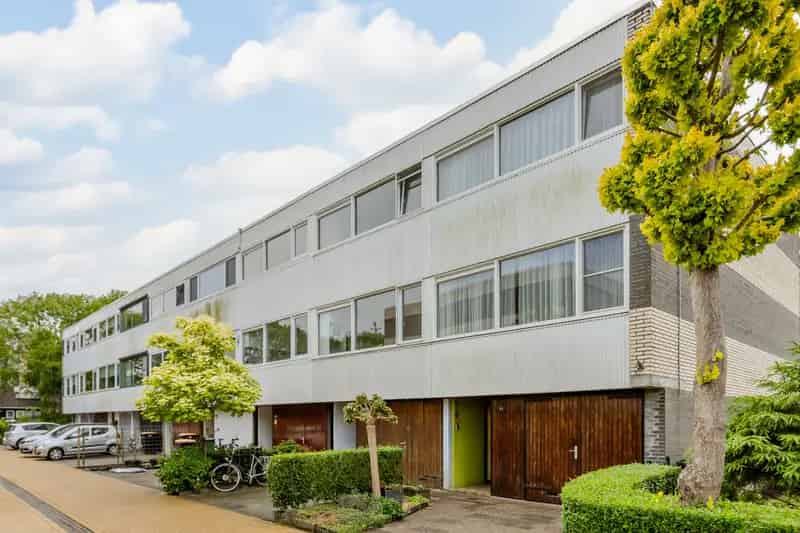 Ruime Drive In Woning Risdam 3 Slaapkamers Garage Tuin