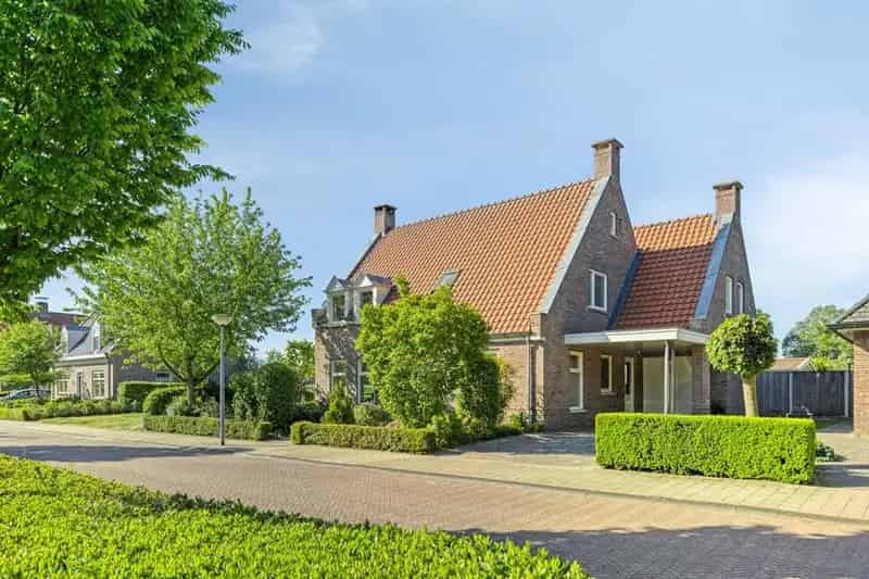 Moderne Engelse woning 4 slaapkamers  tuin Zuidwesten