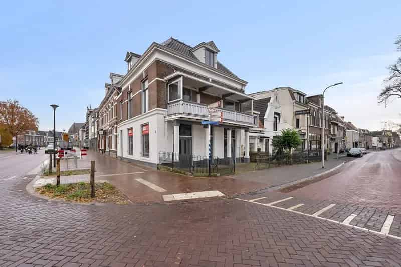 Kantoorvilla Zwolle: Historische Charme en Toplocatie