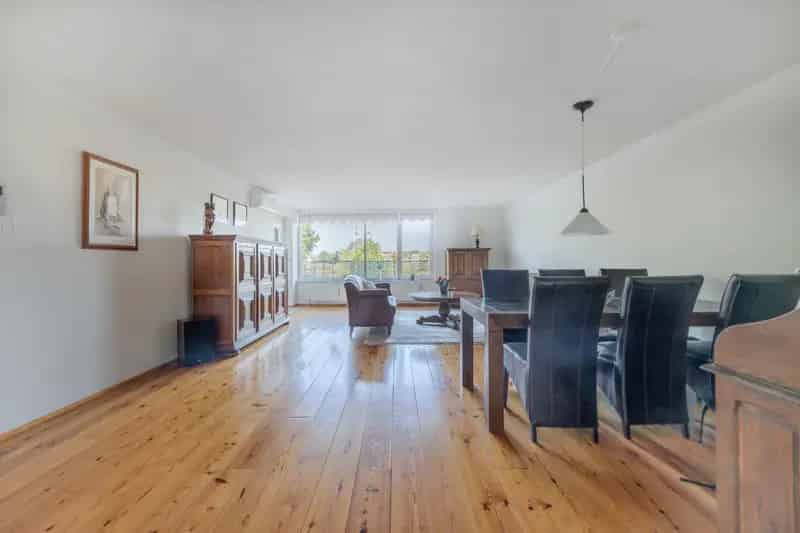 Luxe appartement Venlo met 2 slaapkamers en Maas uitzicht