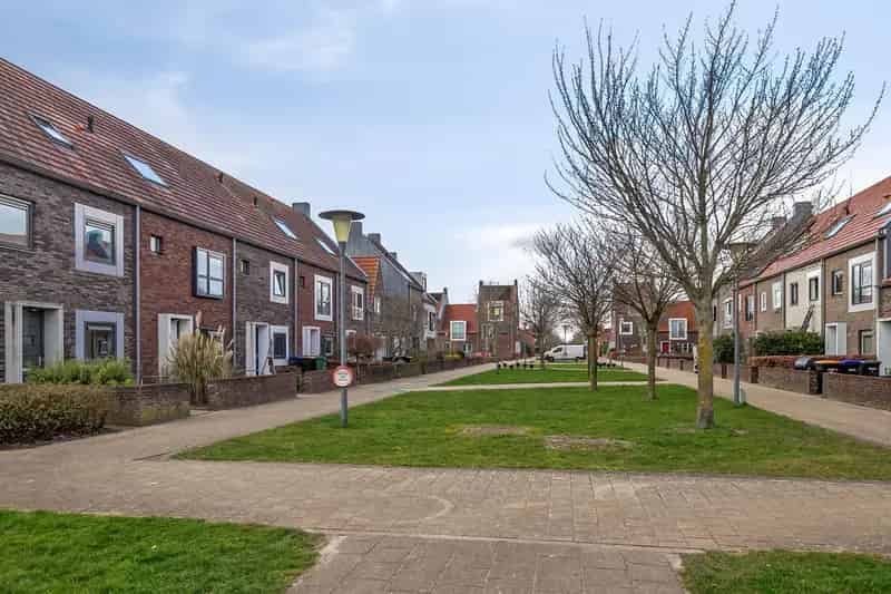 Ruime Hoekwoning Zeewolde - 4 slaapkamers - Moderne Keuken - Instapklaar