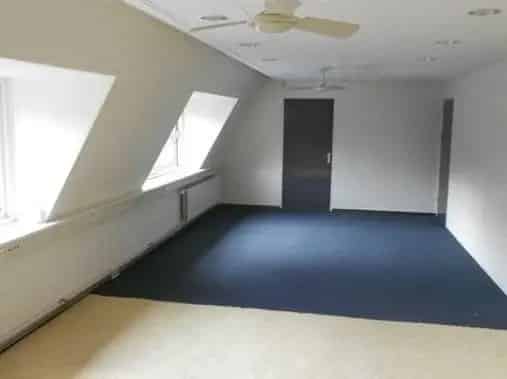 Kantoorruimte Laren 175m² Nabij A1 A27
