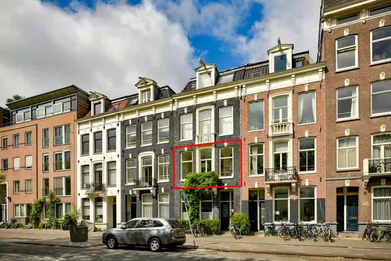 Appartement te koop Amsterdam Singelgracht: Ruim, Licht & Karakteristiek