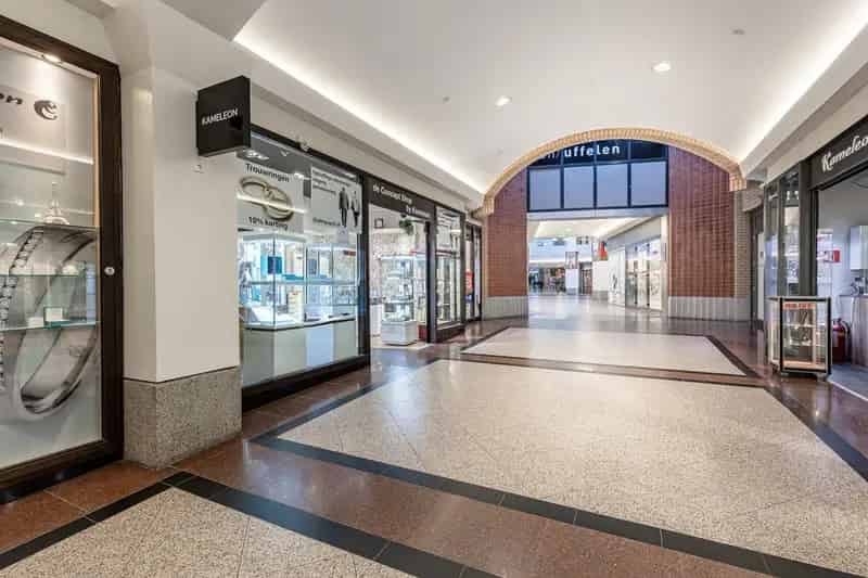 Winkel te Huur Eindhoven Heuvel Galerie 56m2