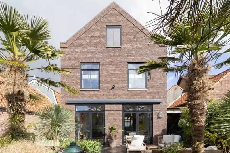Huis te koop: Luxe Duurzame Villa met Atelier en 3 Parkkeerplaatsen