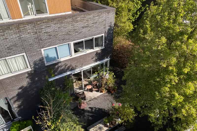 Huis te koop Almere Noorderplassen: Ruime 4 Slaapkamers, Moderne Keuken, Tuin