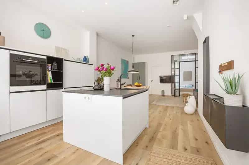 Jordaan Appartement Rijksmonument 51m2 Moderne Keuken Badkamer