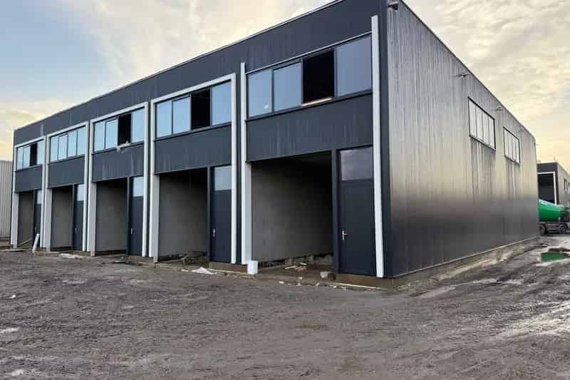 Bedrijfshallen te koop Waalwijk Haven