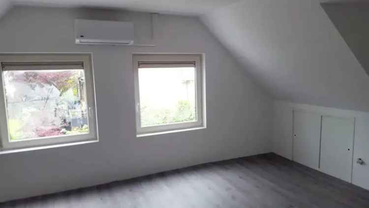 Kamer in Luxe Gerenoveerde Bovenwoning
