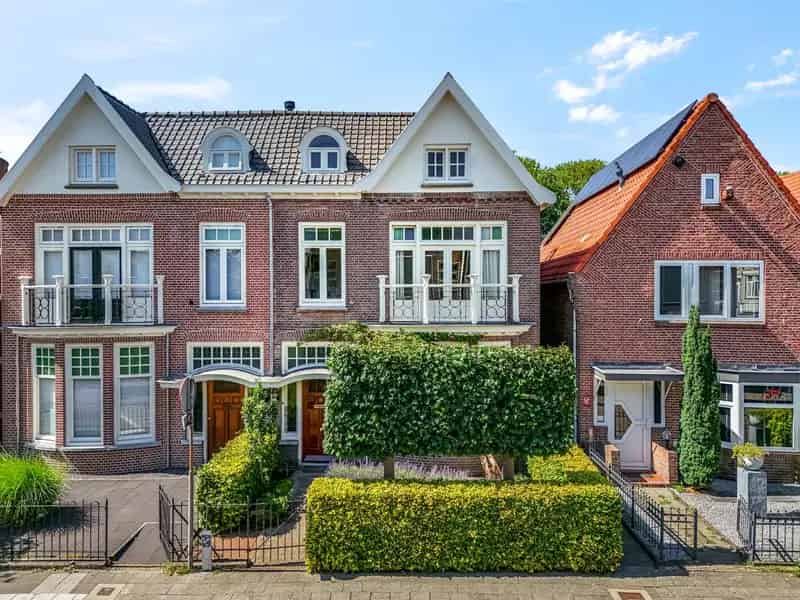Herenhuis Amersfoort 6 slaapkamers diepe tuin