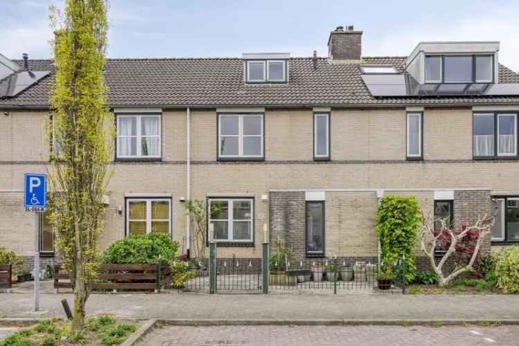 Ruime 5-kamer woning Diemen-Noord 129m² zonnige tuin
