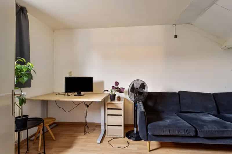Ruime Tussenwoning Duivenkamp 4 slaapkamers Luxe Badkamer Carport