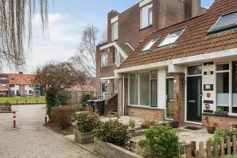 Tussenwoning Arnhem De Laar Oost 3 slaapkamers