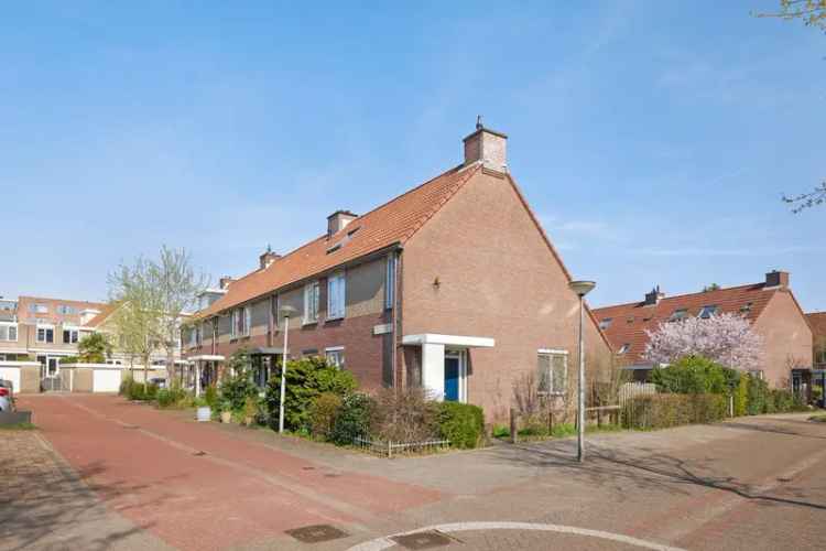 Hoekwoning Diemen 4 slaapkamers zonnige tuin