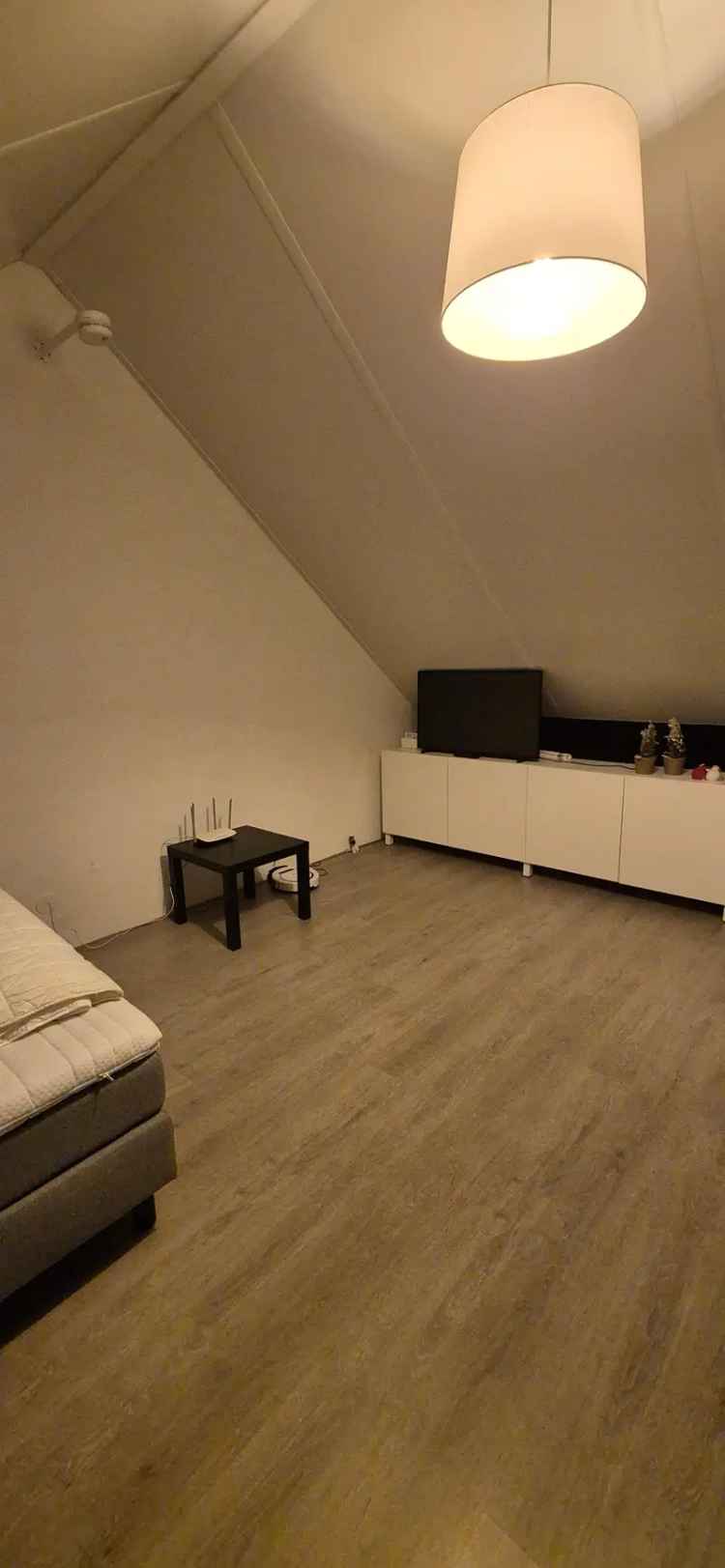 Looking for a nice place to stay in Utrecht City?