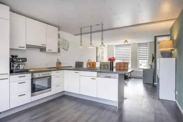 Ruime gezinswoning 4 slaapkamers Dieteren