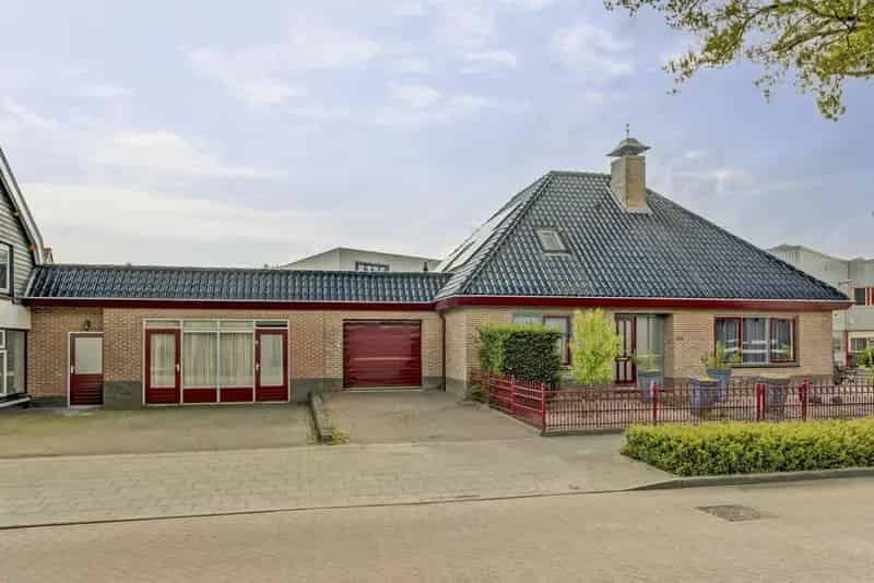 Ruime woning Renswoude 5 slaapkamers garage opslag en veranda