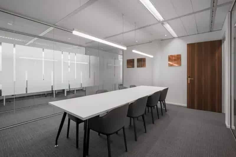 Privékantoor 5-6 Personen Toplocatie Inclusief Internet en Services