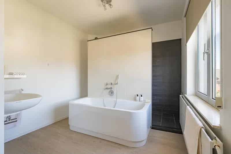 Ruime jaren 30 woning Maastricht 4 slaapkamers 2 badkamers dakterras
