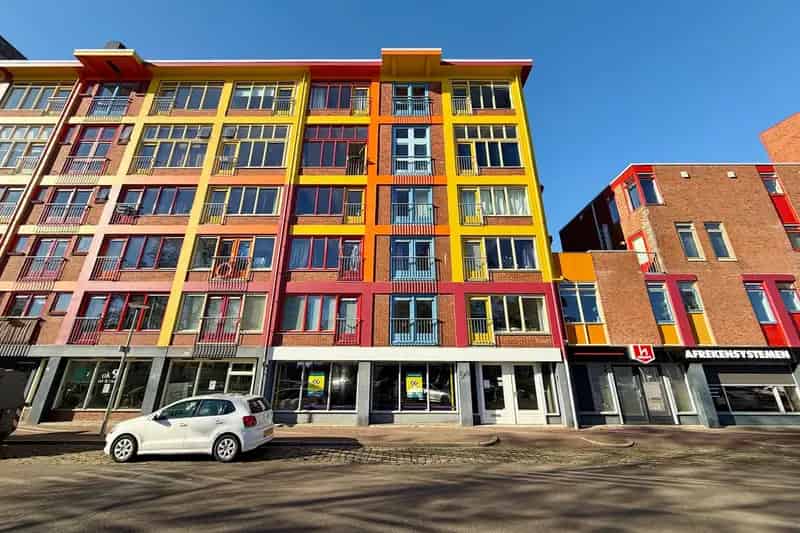 Winkel te Huur Groningen Oosterkade 302m²