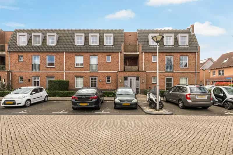 Moderne 3 Kamer Benedenwoning Rhoon Essendael