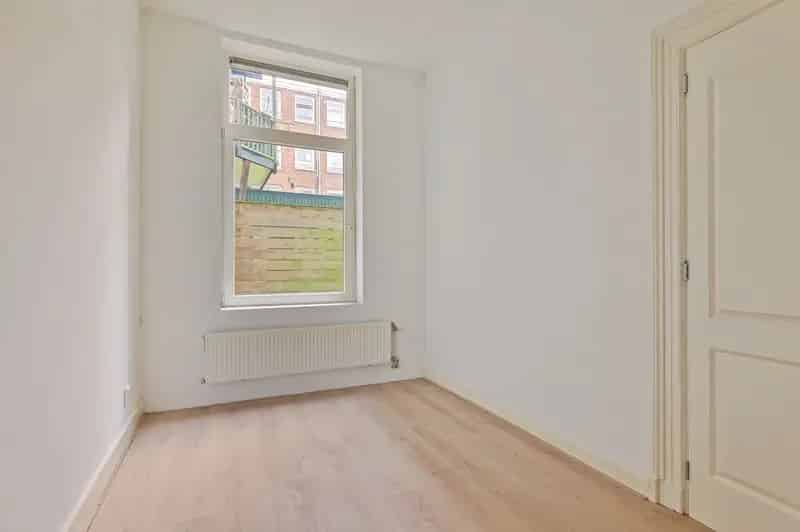Appartement Amsterdam Oost: 2 Kamer Benedenappartement Nabij Oosterpark