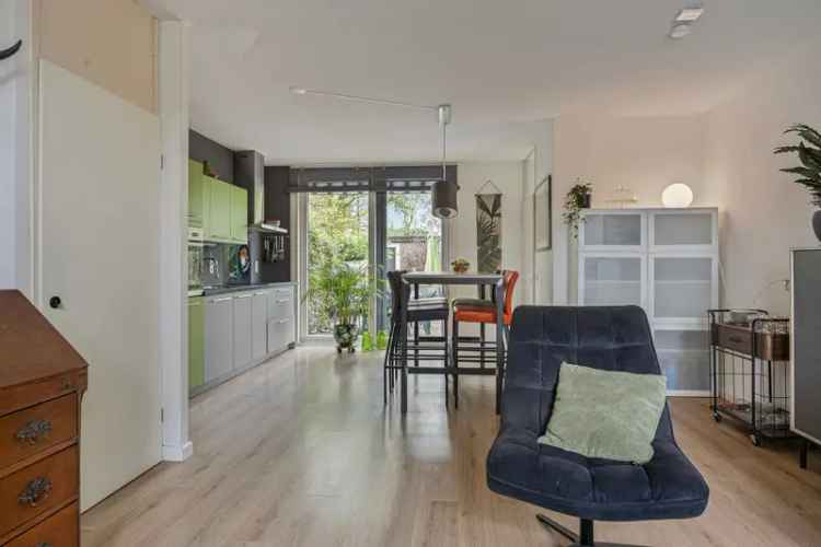 Huis te koop Nijmegen Zellersacker: 3 slaapkamers, moderne keuken, tuin op het zuiden