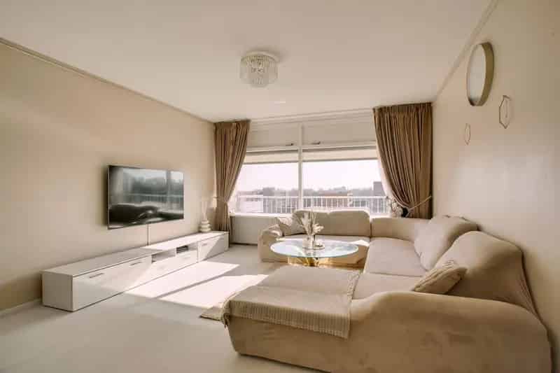 Ruim 4 Kamer Appartement Zoetermeer Balkon Nabij Winkels