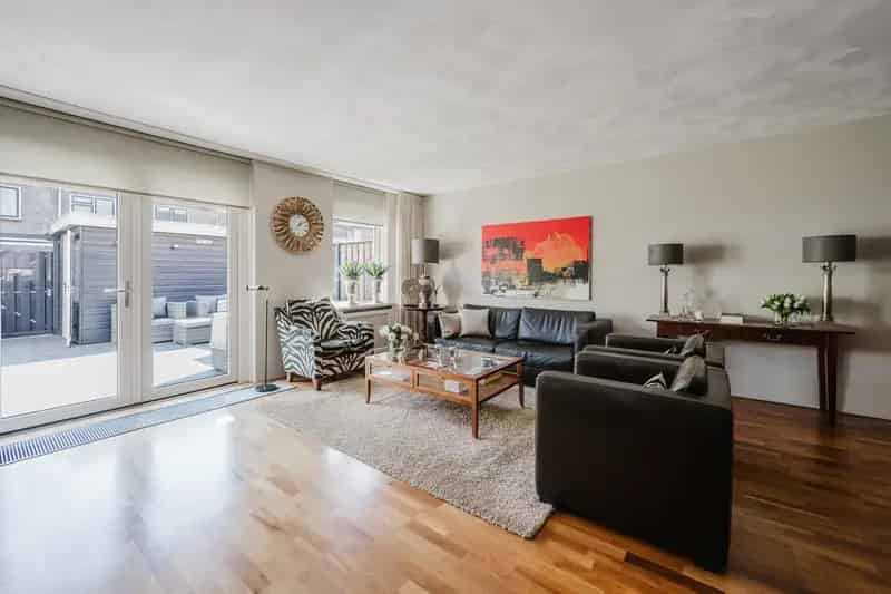 Moderne Eengezinswoning Spijkenisse 4 Slaapkamers Ruim Dakterras