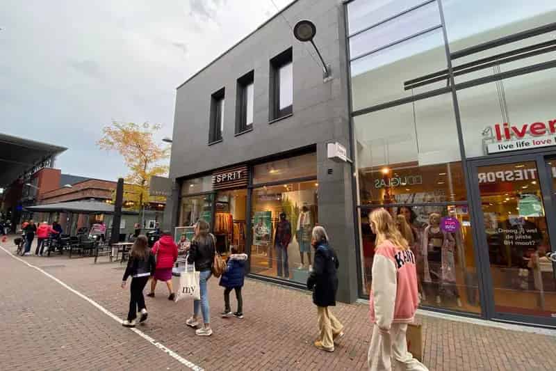 Winkel te Huur Assen Mercuriusplein 217m²