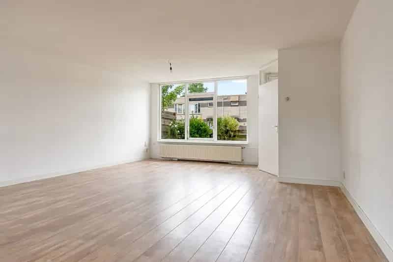 Almere Muziekwijk Tussenwoning 3 Slaapkamers Zonnige Tuin