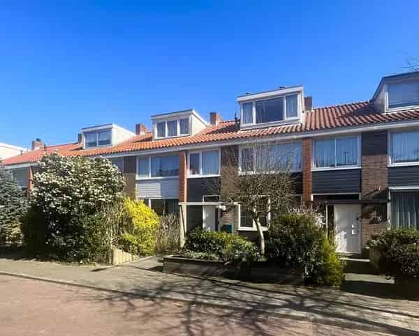Amstelveen Familiewoning te Koop 123m2 Tuin Zonnepanelen